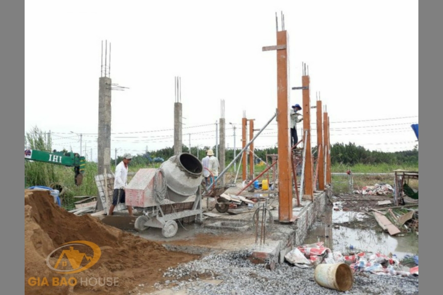 NHÀ 1 TRỆT 2 LẦU 4.2x 14m-Nguyễn Văn Tạo-Nhà Bè